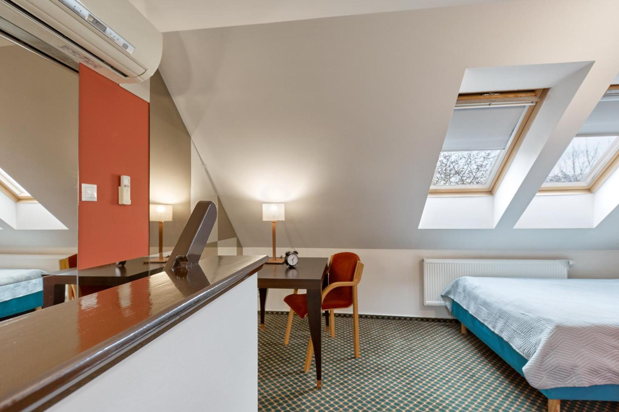 Excellent Apartments In Spa City Center 5 Min Walk From The Colonnade Karlovy Vary Ngoại thất bức ảnh
