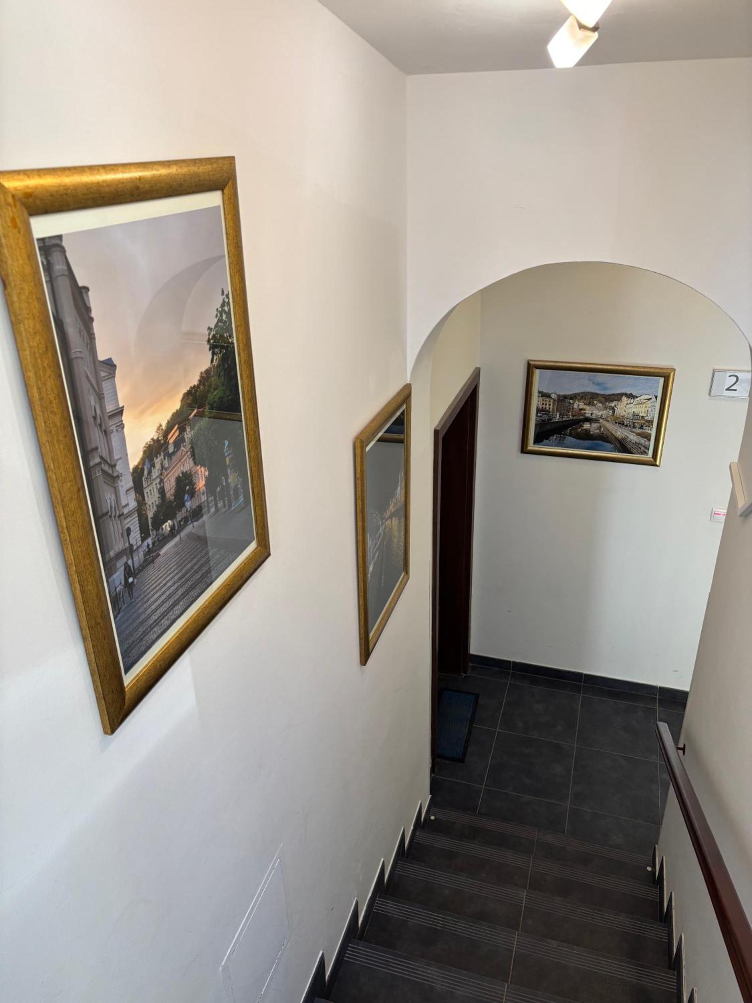 Excellent Apartments In Spa City Center 5 Min Walk From The Colonnade Karlovy Vary Ngoại thất bức ảnh