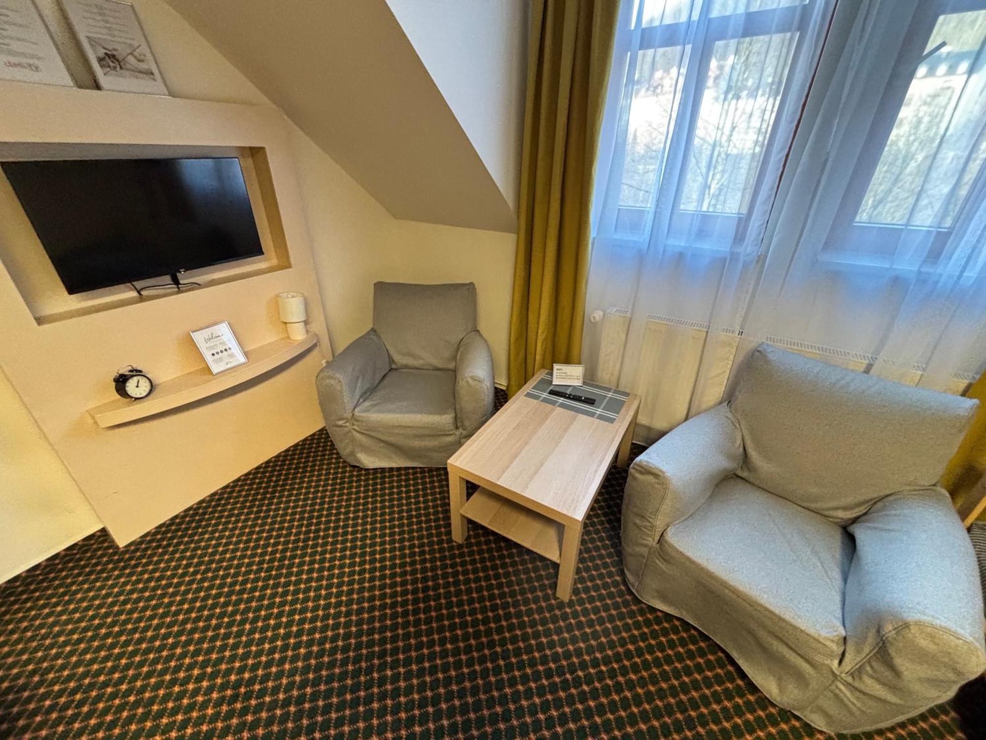 Excellent Apartments In Spa City Center 5 Min Walk From The Colonnade Karlovy Vary Ngoại thất bức ảnh